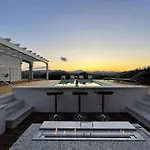 Allegria, Romantic Luxury 300m From The Beach, Heated Pool, Firepit And Sauna טנאונלה