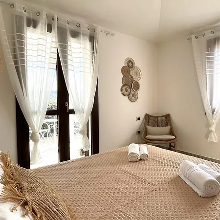 Allegria, Romantic Luxury 300m From The Beach, Heated Pool, Firepit And Sauna Villa Tanaunella