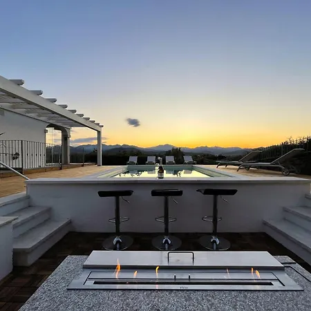 Allegria, Romantic Luxury 300m From The Beach, Heated Pool, Firepit And Sauna Tanaunella